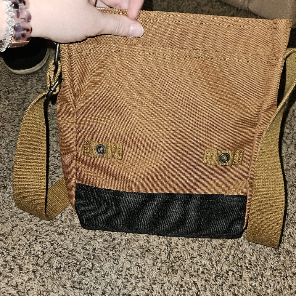 Carhartt cross body - Picture 3 of 5